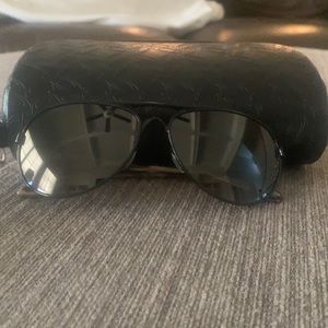 These Glasses are Oakley-Tiebreakers.